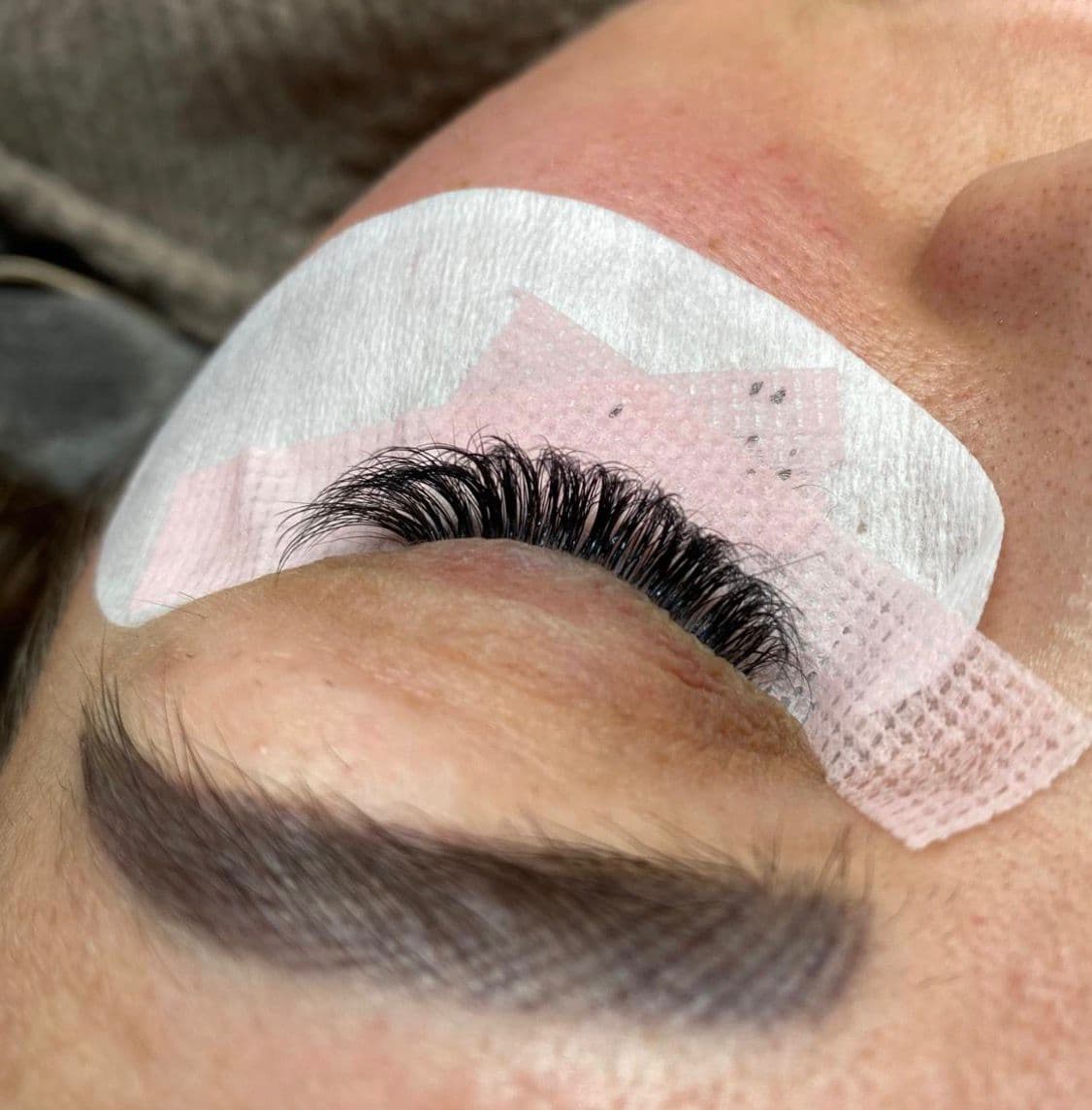 Wimpern-Refill bei Velvet Aesthetics