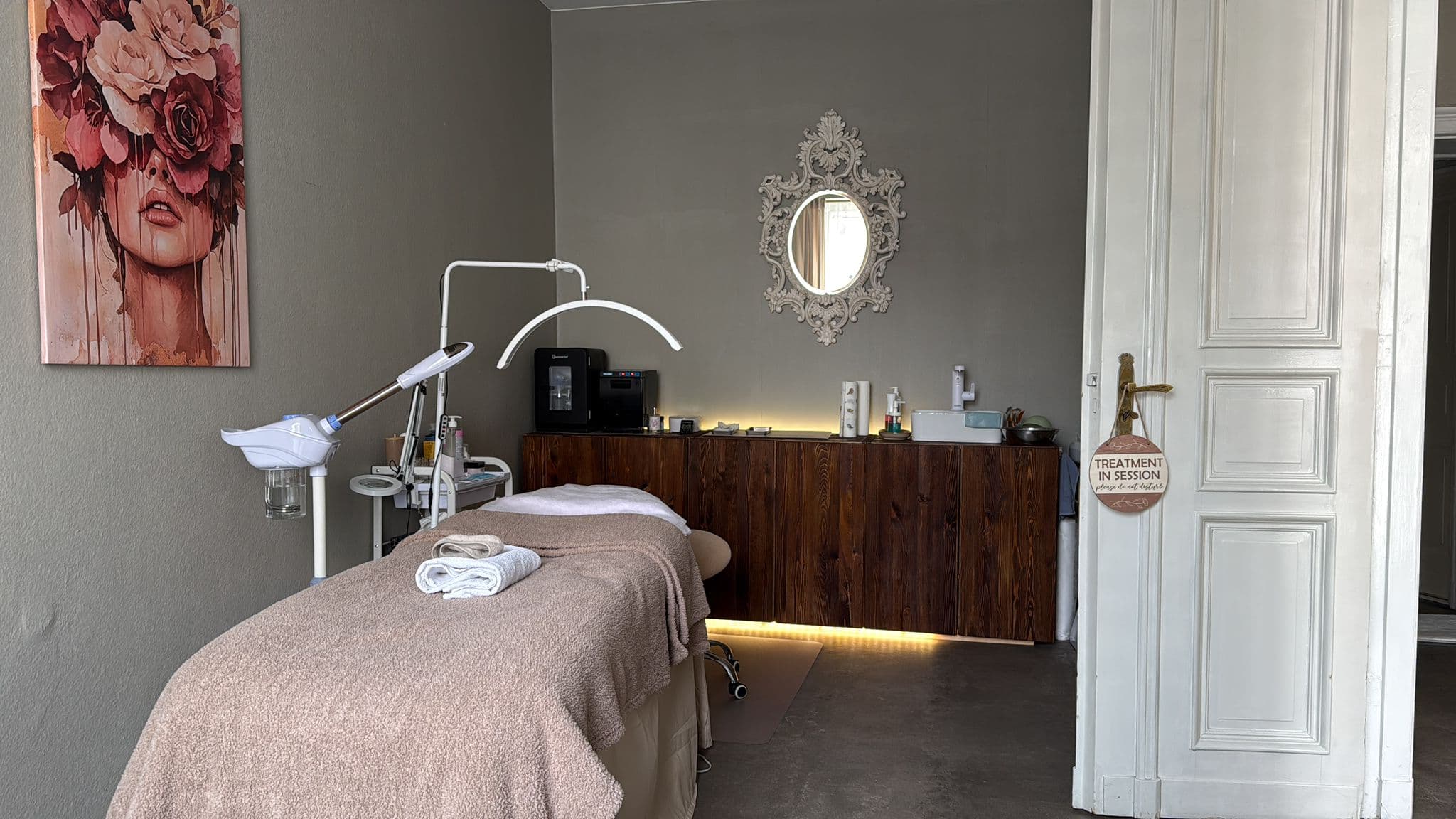 Velvet Aesthetics Behandlungsraum in Berlin Reinickendorf