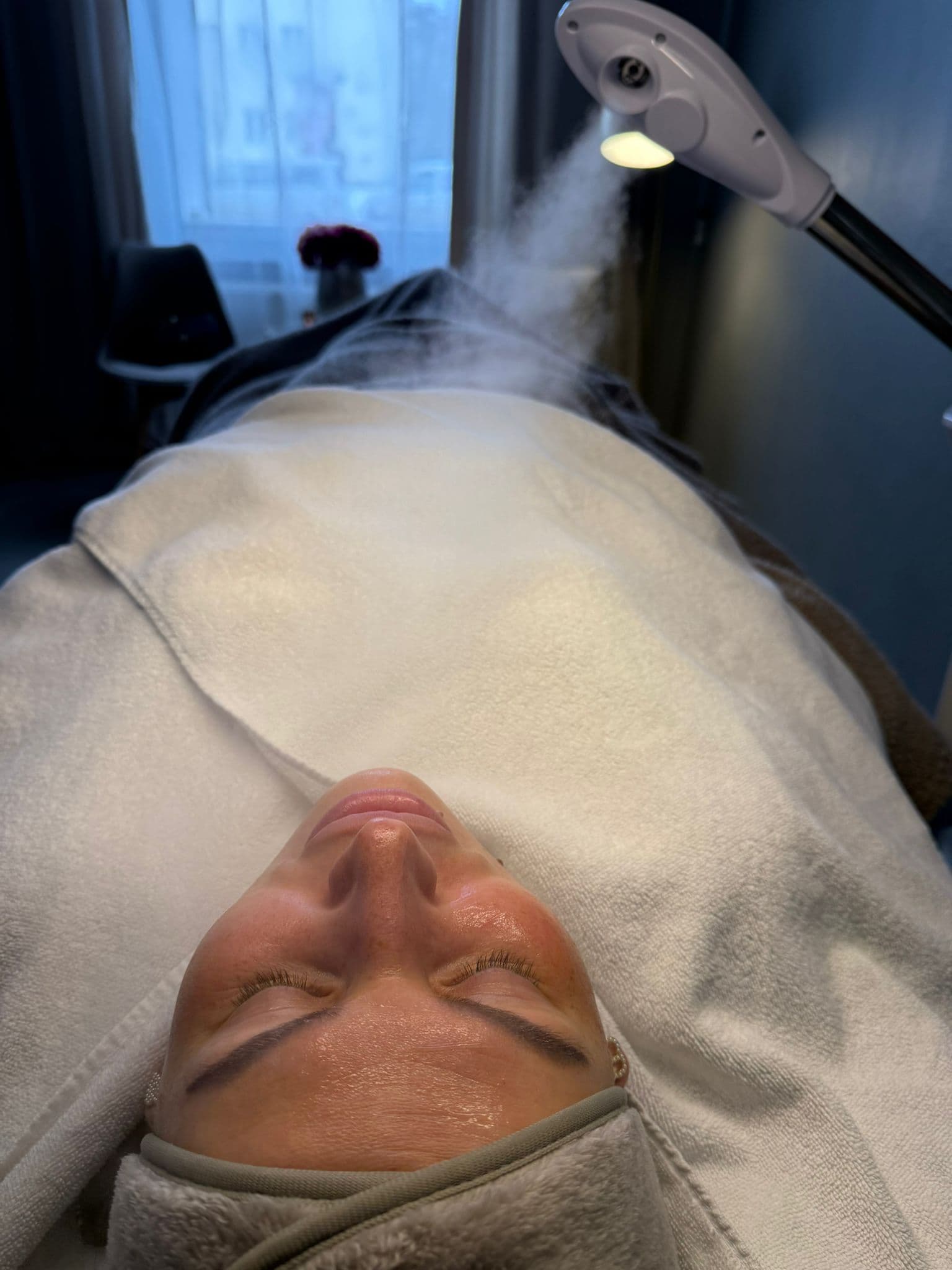 Mikrodermabrasion bei Velvet Aesthetics